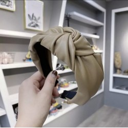 Bentita, coronita par din piele moale kaki BP04 Bentita, coronita par din piele moale kaki BP04