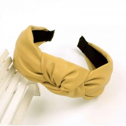 Bentita, coronita par din piele moale galbena BP04 Bentita, coronita par din piele moale galbena BP04