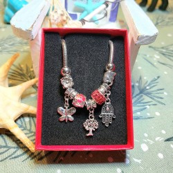 Bratara dama cu charmuri copacul vietii si margele rosii de shamballa  + cutie CADOU BRD012 Bratara dama cu charmuri copacul vietii si margele rosii de shamballa  + cutie CADOU BRD012