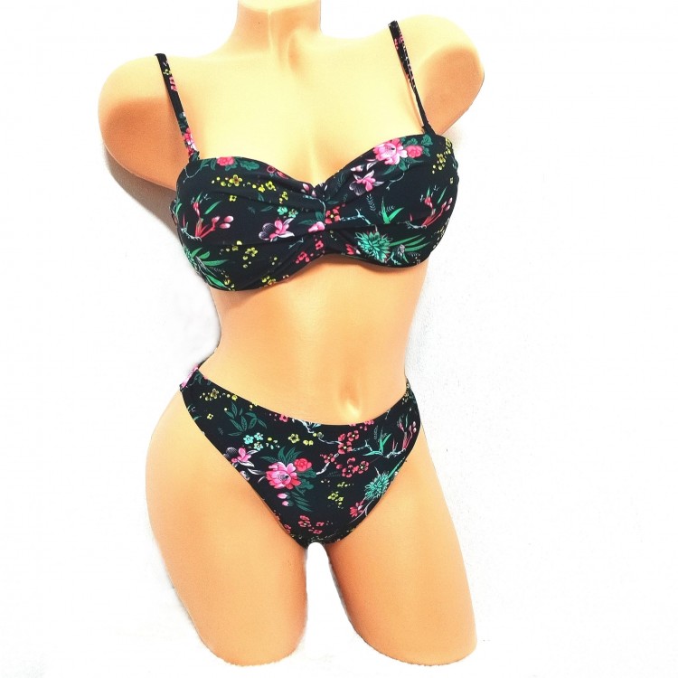 Costum de Baie  din doua piese cu sutien push up bretele detasabile slip normal + CADOU slip tanga CBD035