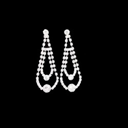 Cercei eleganti lungi argintii cu strasuri CW42 Cercei eleganti lungi argintii cu strasuri CW42