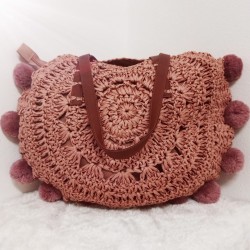 Geanta roz dama de vara rotunda impletita din paie cu bareta si accesorii ciucurei ACGD370 Geanta roz dama de vara rotunda impletita din paie cu bareta si accesorii ciucurei ACGD370