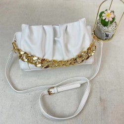 Geanta de dama Office din piele ecologica alba eleganta cu maner din lant si bareta detasabila ACGD381  Geanta de dama Office din piele ecologica alba eleganta cu maner din lant si bareta detasabila ACGD381
