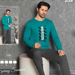 Pijama barbati vatuita bumbac din 2 piese bluza turcoaz cu imprimeu si pantaloni lungi in carouri PJB08 Pijama barbati vatuita bumbac din 2 piese bluza turcoaz cu imprimeu si pantaloni lungi in carouri PJB08