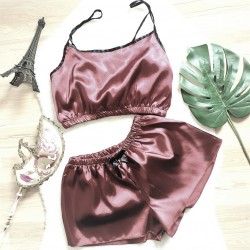 Pijama grena dama din satin cu maiou si pantaloni scurti PJD035 Pijama grena dama din satin cu maiou si pantaloni scurti PJD035