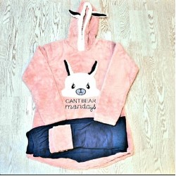 Pijama Cocolino din material pufos din doua piese cu pantaloni lungi si lama corail imprimat PJD036 Pijama Cocolino din material pufos din doua piese cu pantaloni lungi si lama corail imprimat PJD036