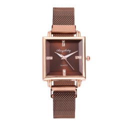 Ceas Dama Elegant Maro metalic cu cadran patrat QUARTZ CDQZ052 Ceas Dama Elegant Maro metalic cu cadran patrat QUARTZ CDQZ052