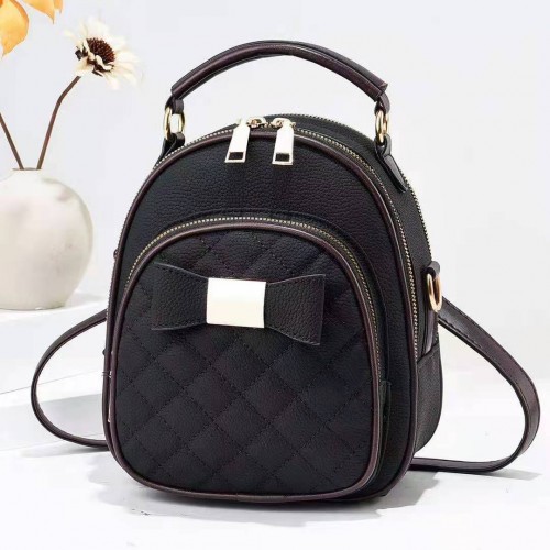 Rucsac Geanta Fashion neagra din piele eco cu buzunar exterior si fundita ACRD224